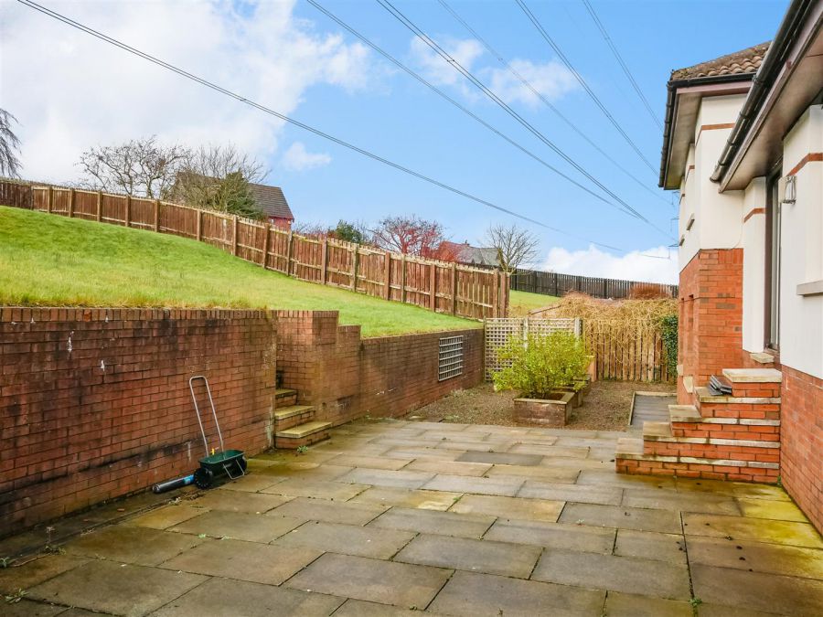 18 Croft Hill