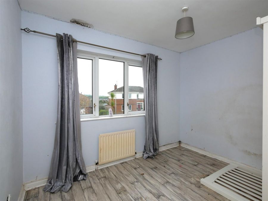 4 Baronscourt Lane
