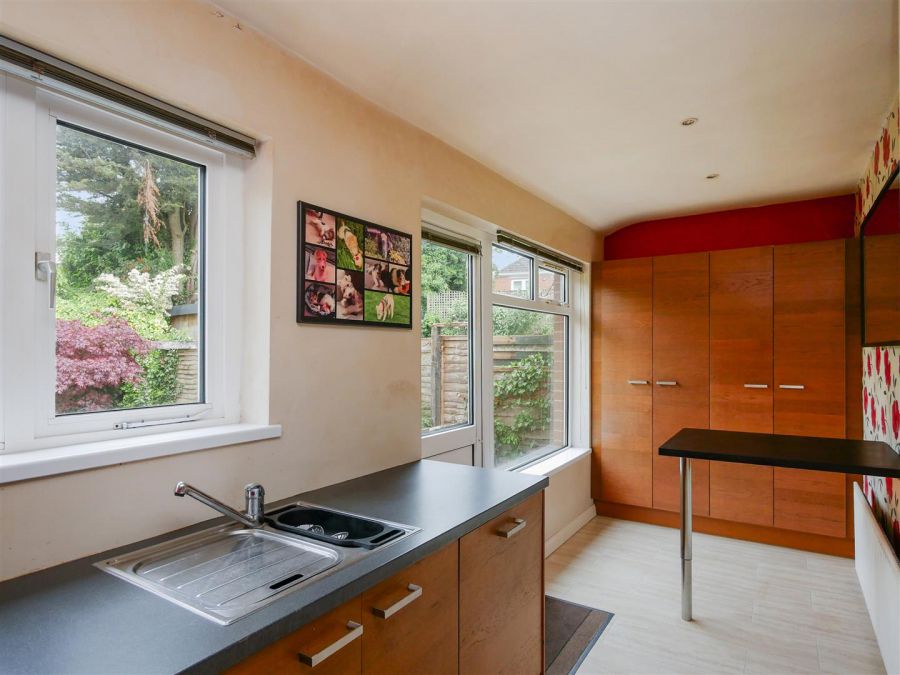 14 Lenaghan Gardens