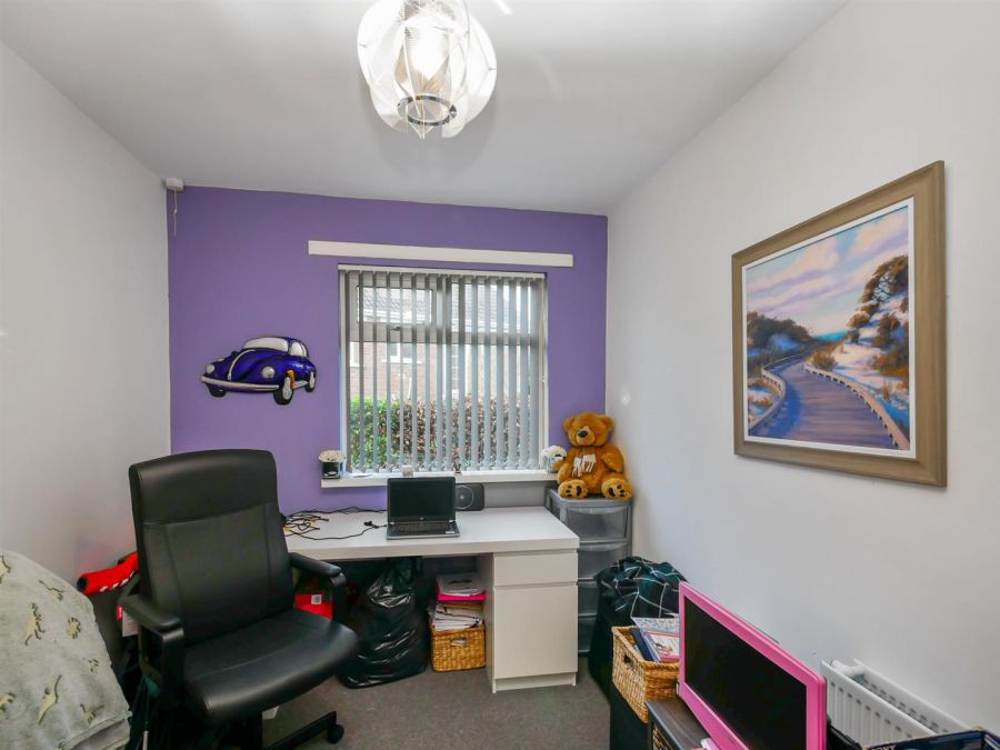 37 Knockbracken Crescent