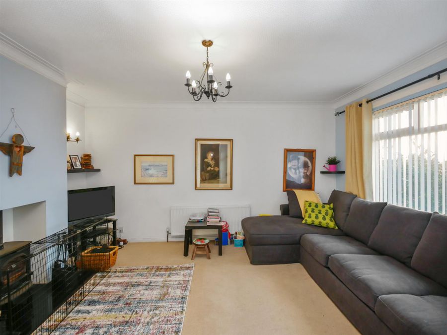 37 Knockbracken Crescent