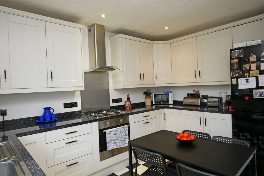 37 Knockbracken Crescent