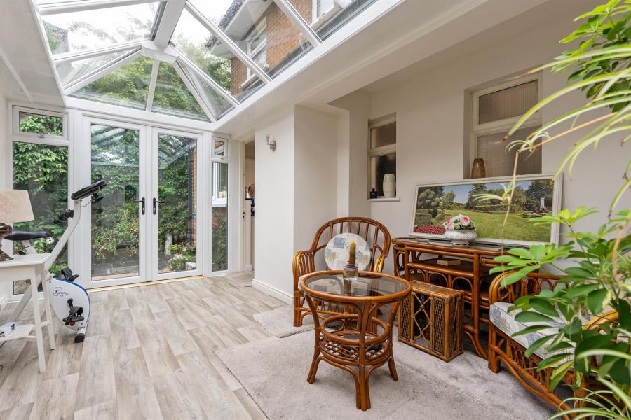 3 Willowbank Crescent