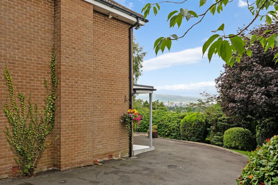 3 Willowbank Crescent