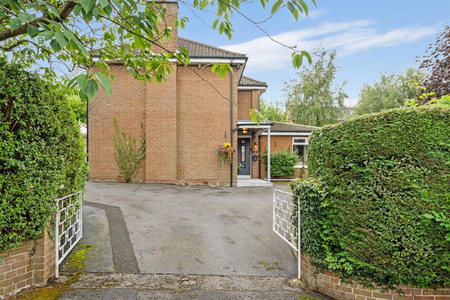 3 Willowbank Crescent