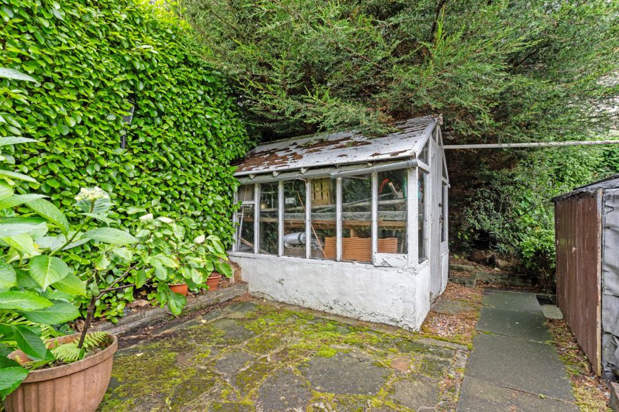 3 Willowbank Crescent