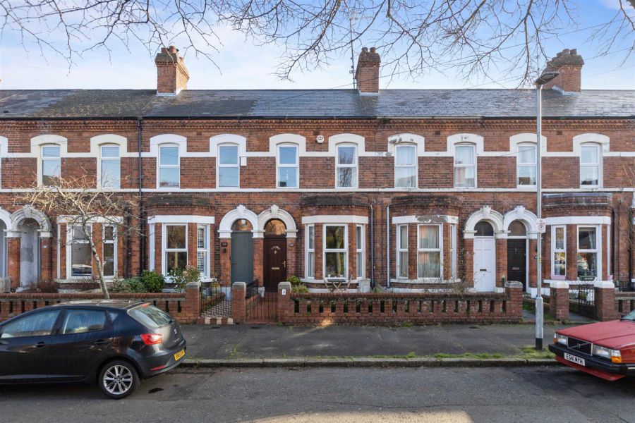 102 Deramore Avenue, Ormeau Road