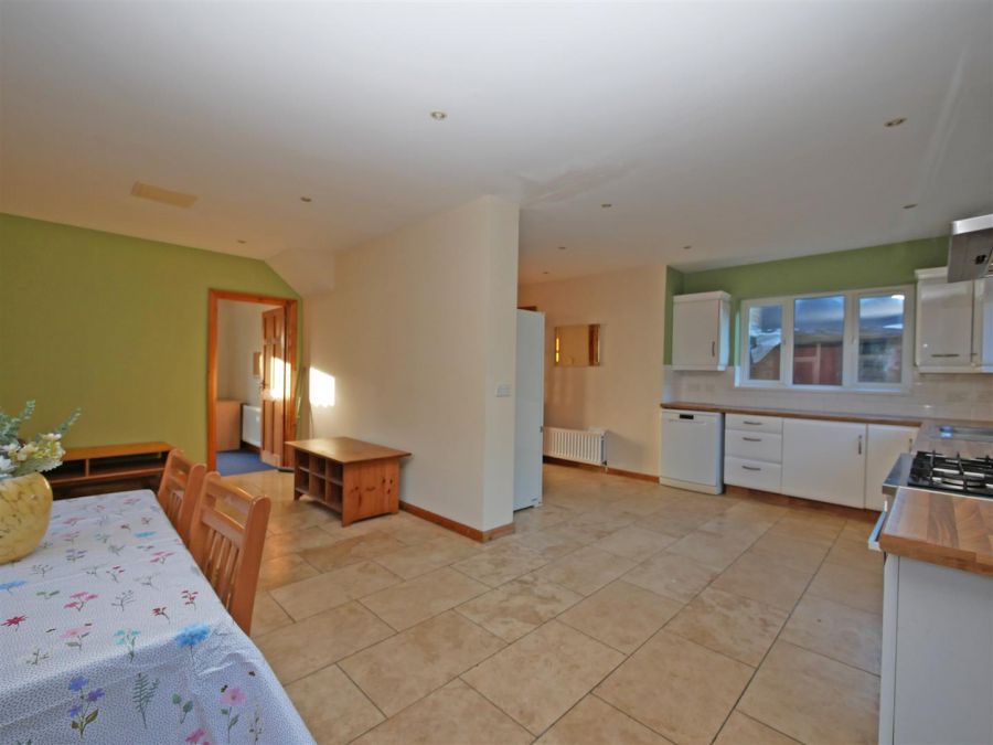 24 Glenholm Crescent, Newton Park