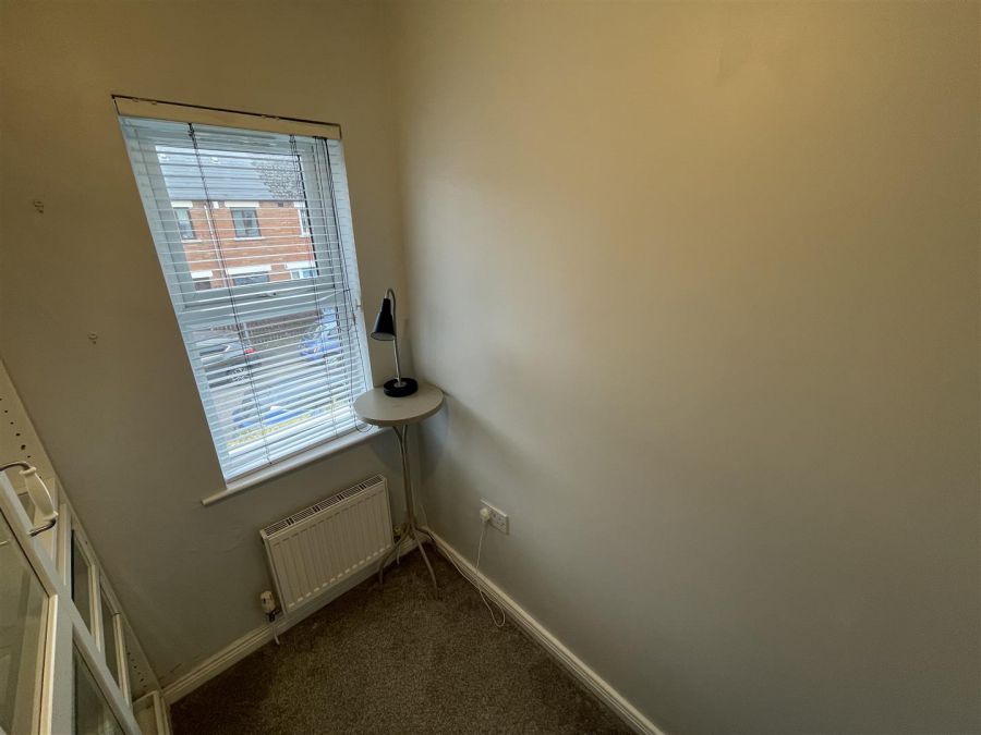 12 Ava Drive