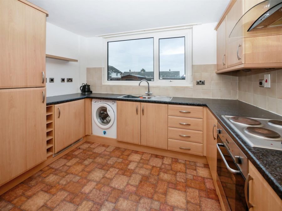 6 Killynether Gardens