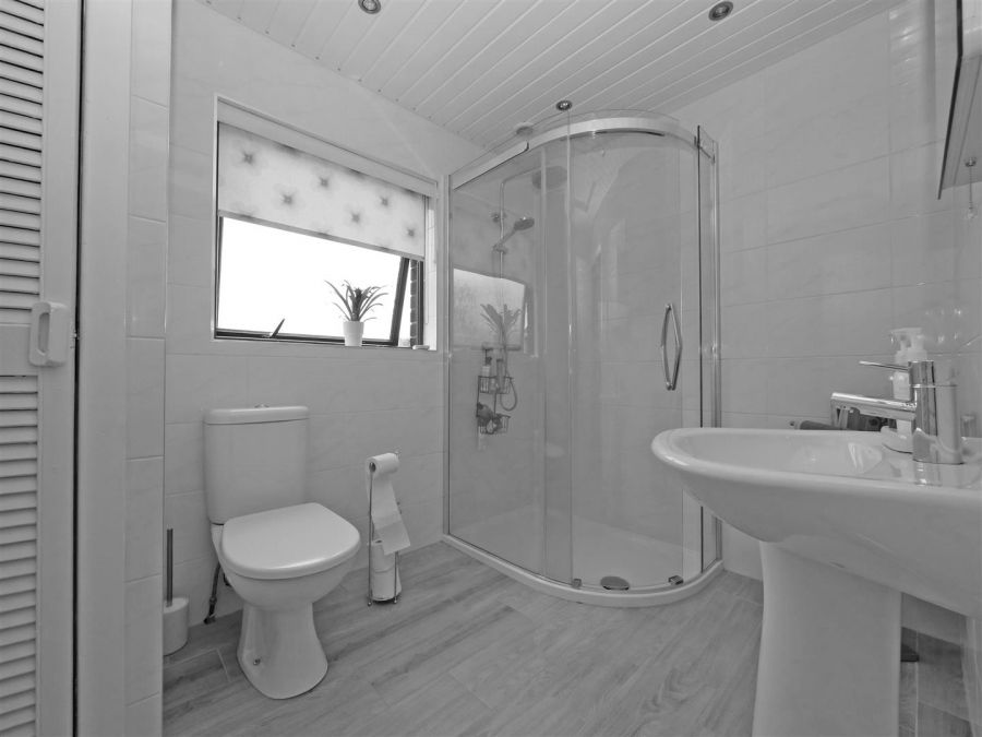 1 Carnbrae Avenue, Newton Park