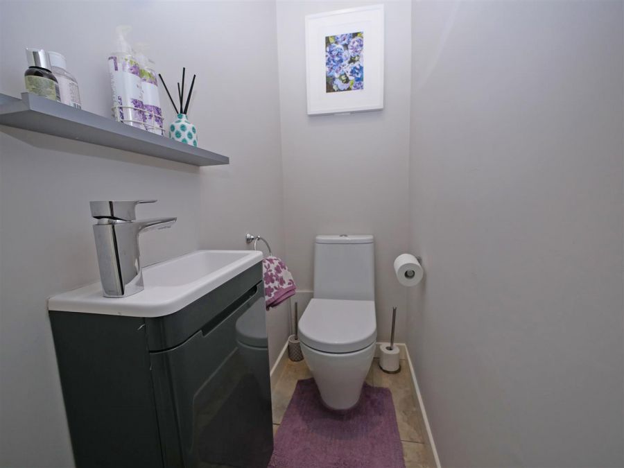 1 Carnbrae Avenue, Newton Park