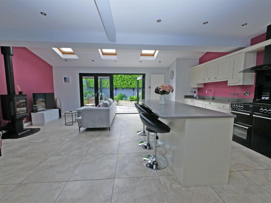 1 Carnbrae Avenue, Newton Park