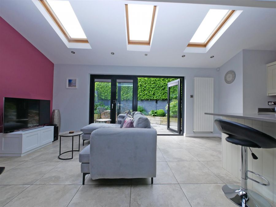 1 Carnbrae Avenue, Newton Park