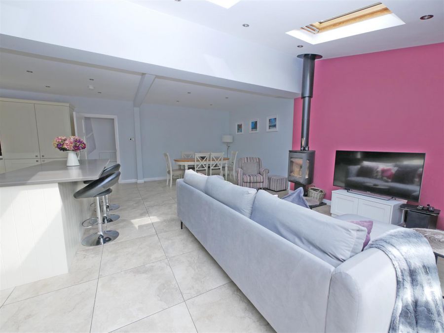 1 Carnbrae Avenue, Newton Park