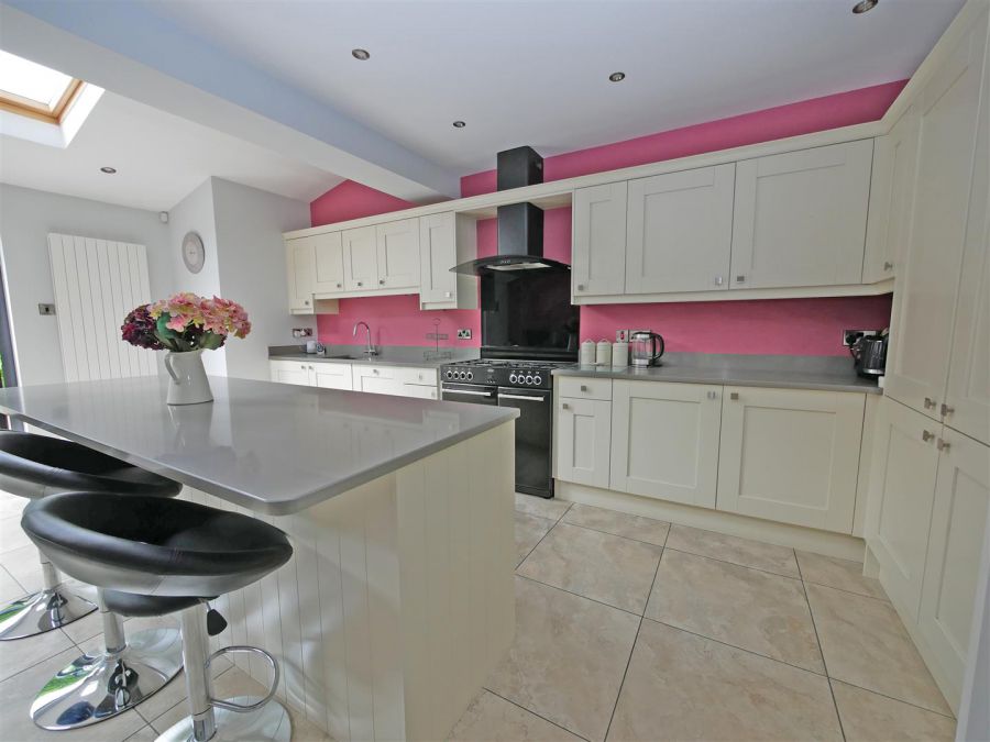 1 Carnbrae Avenue, Newton Park