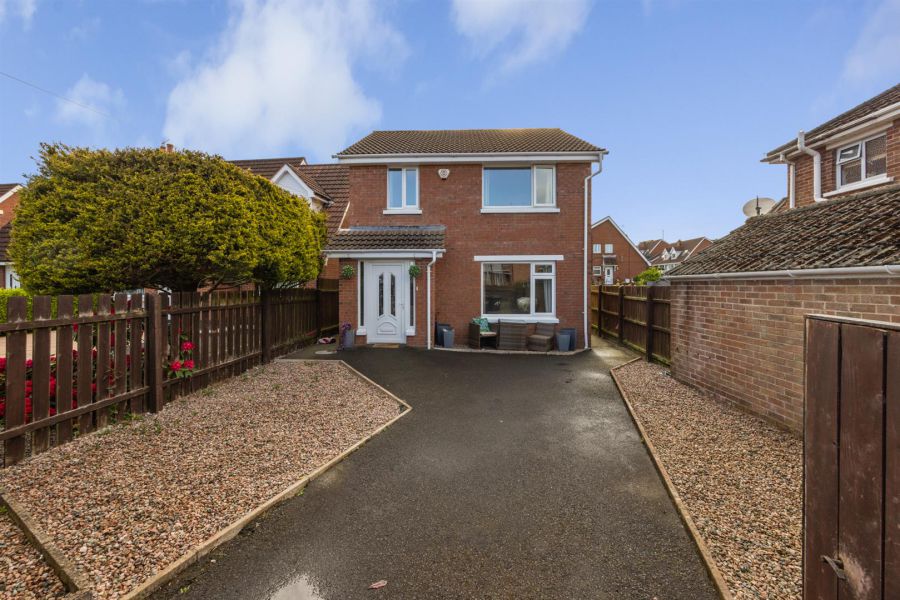 2A Carnbrae Avenue, Newton Park