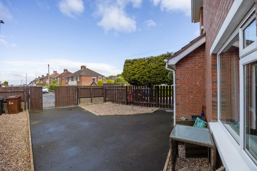 2A Carnbrae Avenue, Newton Park