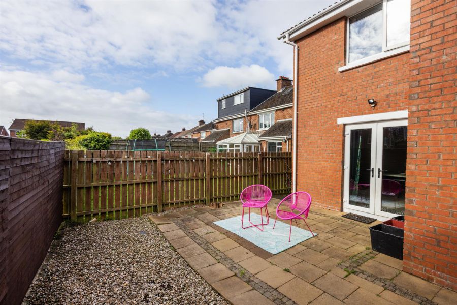 2A Carnbrae Avenue, Newton Park