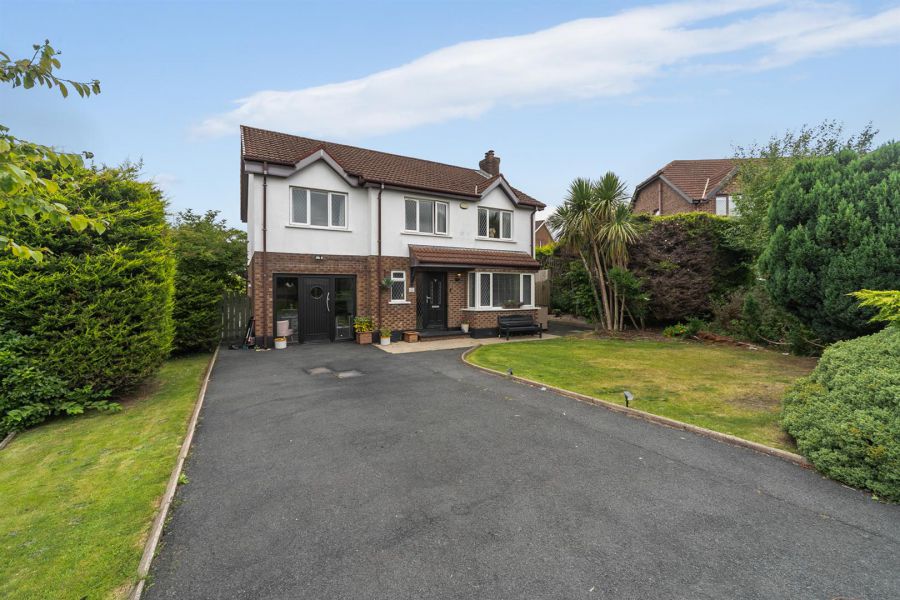 6 Baronscourt Gardens