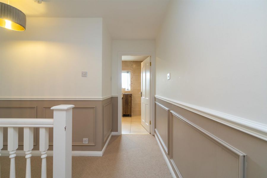 6 Baronscourt Gardens