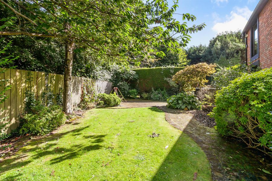 1 Mornington, Annadale Avenue