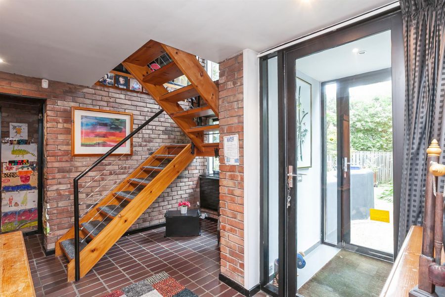 1 Mornington, Annadale Avenue