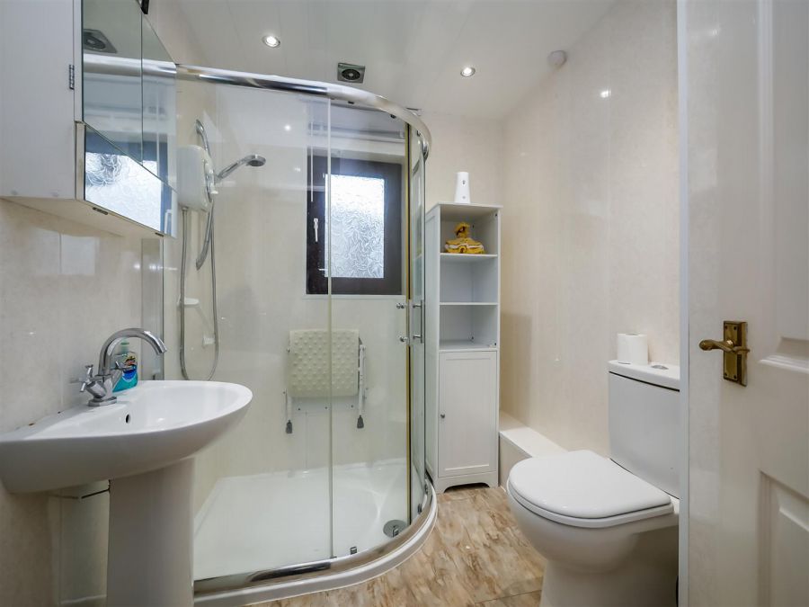 42 Castledillon Road, Belvoir Park