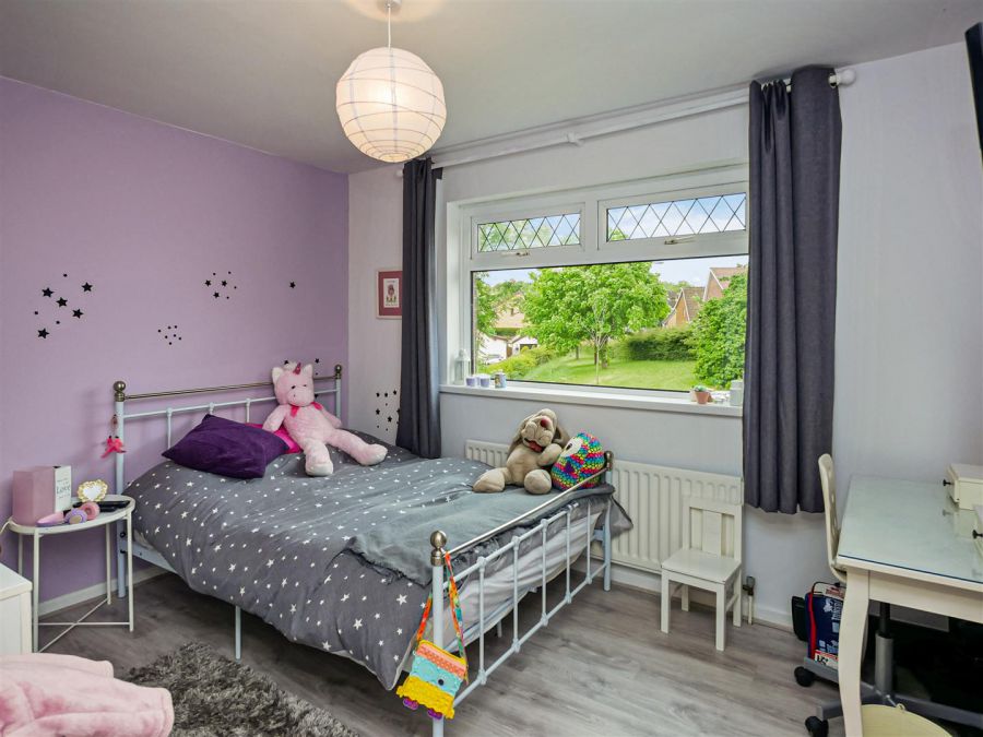 45 Alveston Park