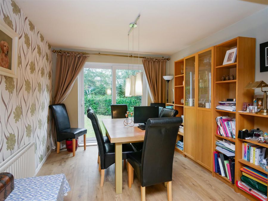 45 Alveston Park