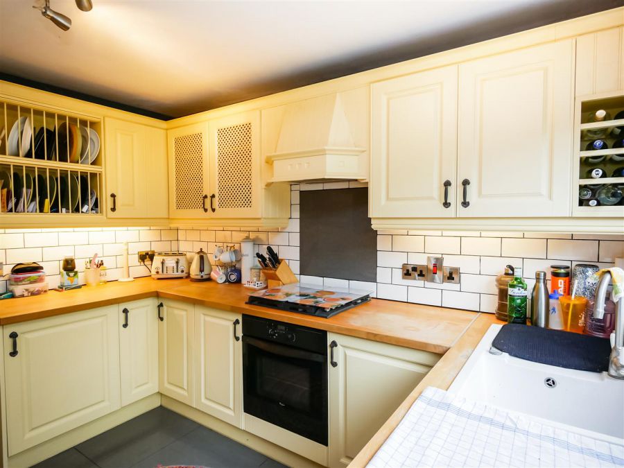 45 Alveston Park