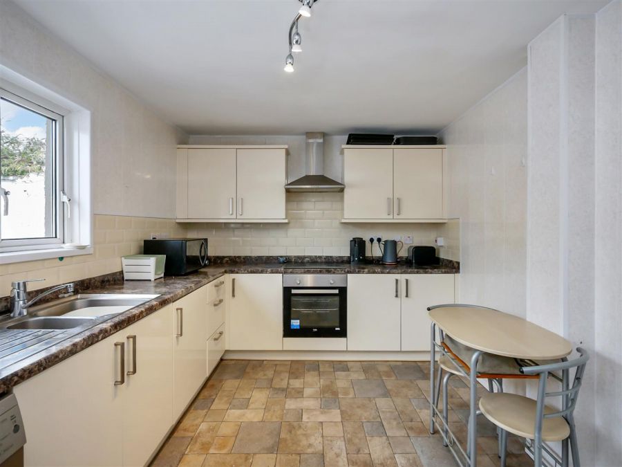 32 Florida Drive, Ravenhill Road