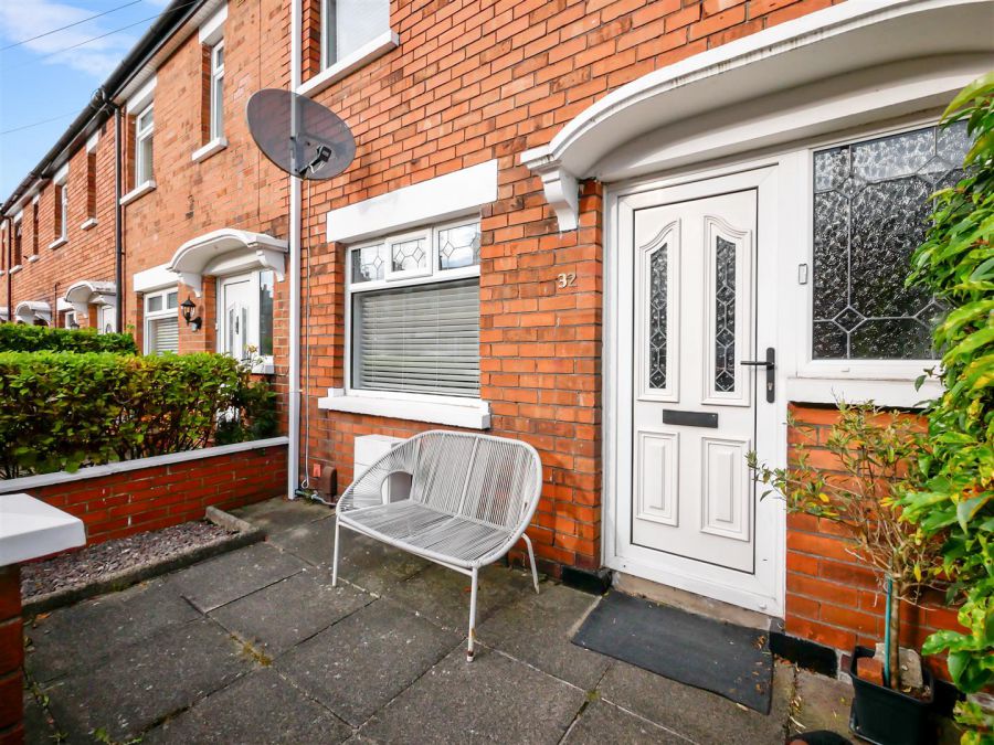 32 Florida Drive, Ravenhill Road