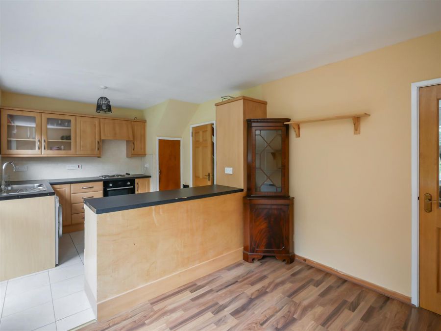 21 Burnside Park, Saintfield Road