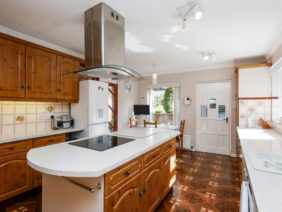 3 Loughview Drive