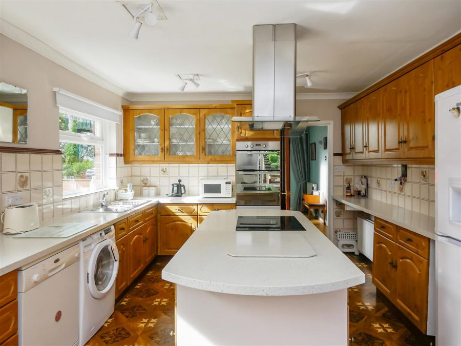 3 Loughview Drive