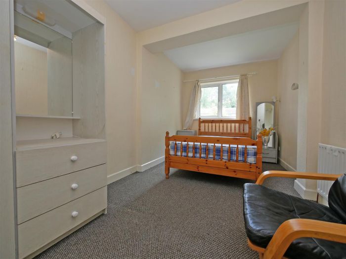 95 Old Milltown Road, Belvoir Park