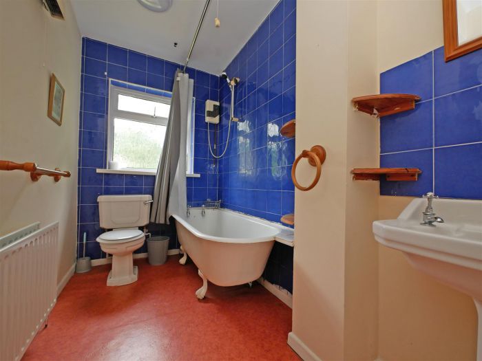 95 Old Milltown Road, Belvoir Park