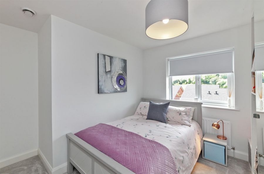 10 Baronsgrange Rise