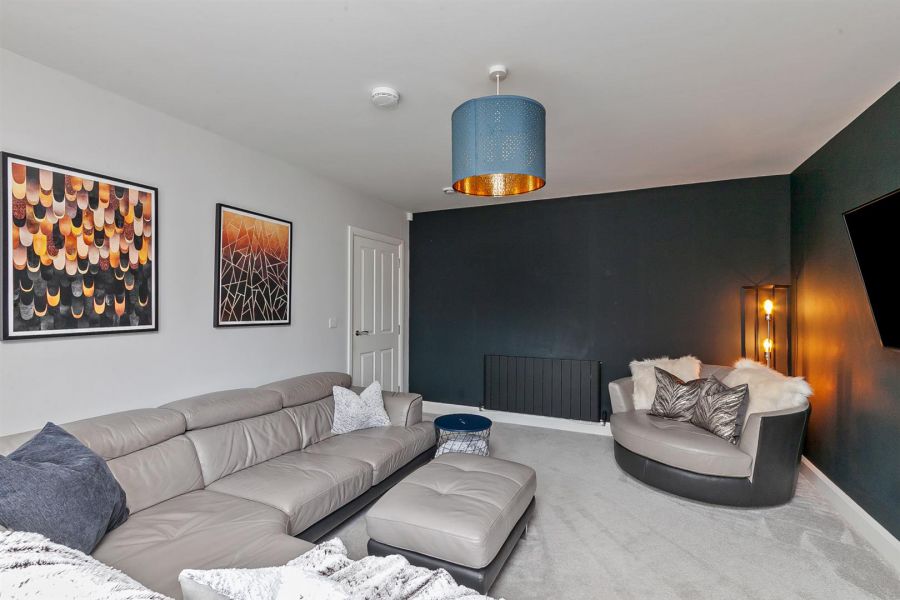 10 Baronsgrange Rise