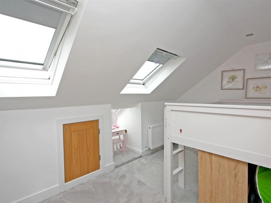 29 Mill Road West