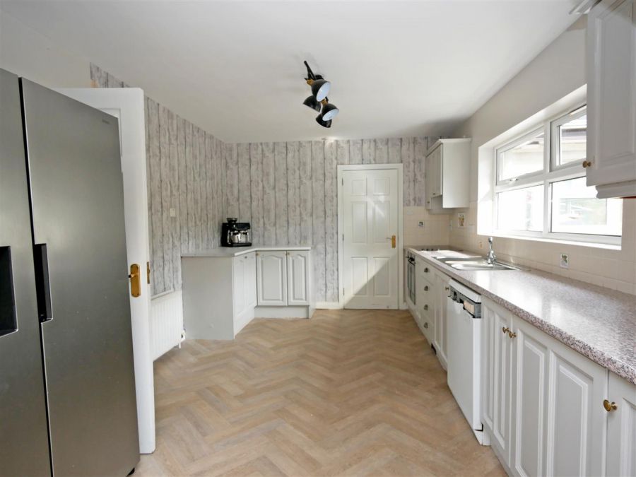 29 Mill Road West