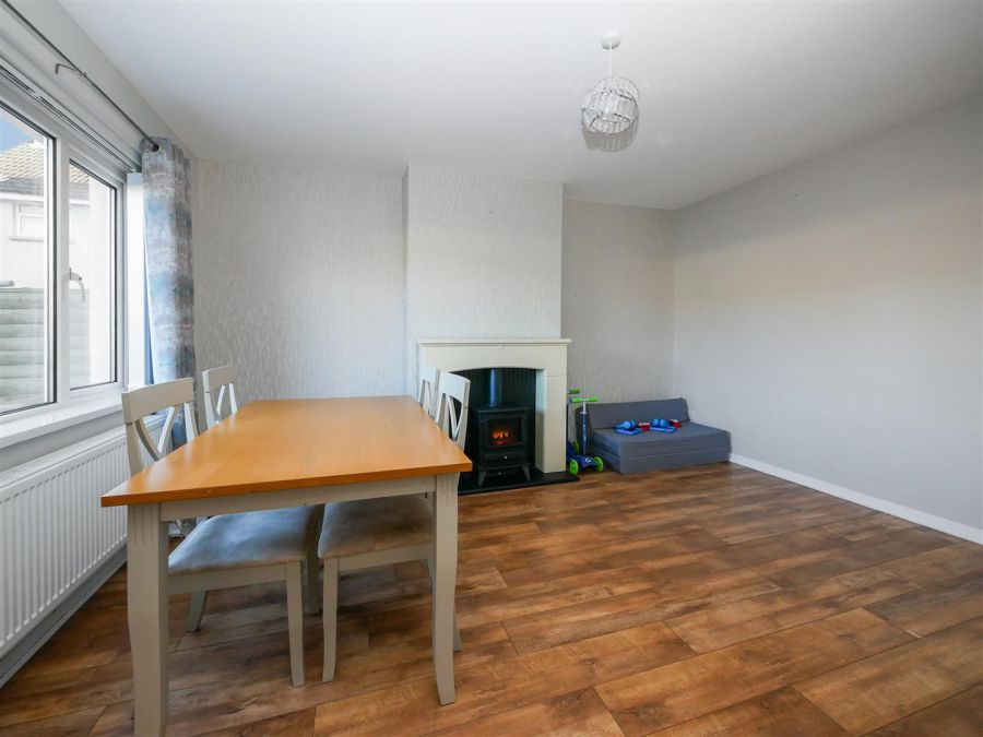 17 Kilwarlin Crescent, Belvoir Park