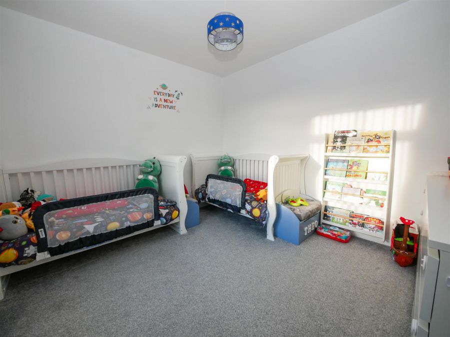 17 Kilwarlin Crescent, Belvoir Park