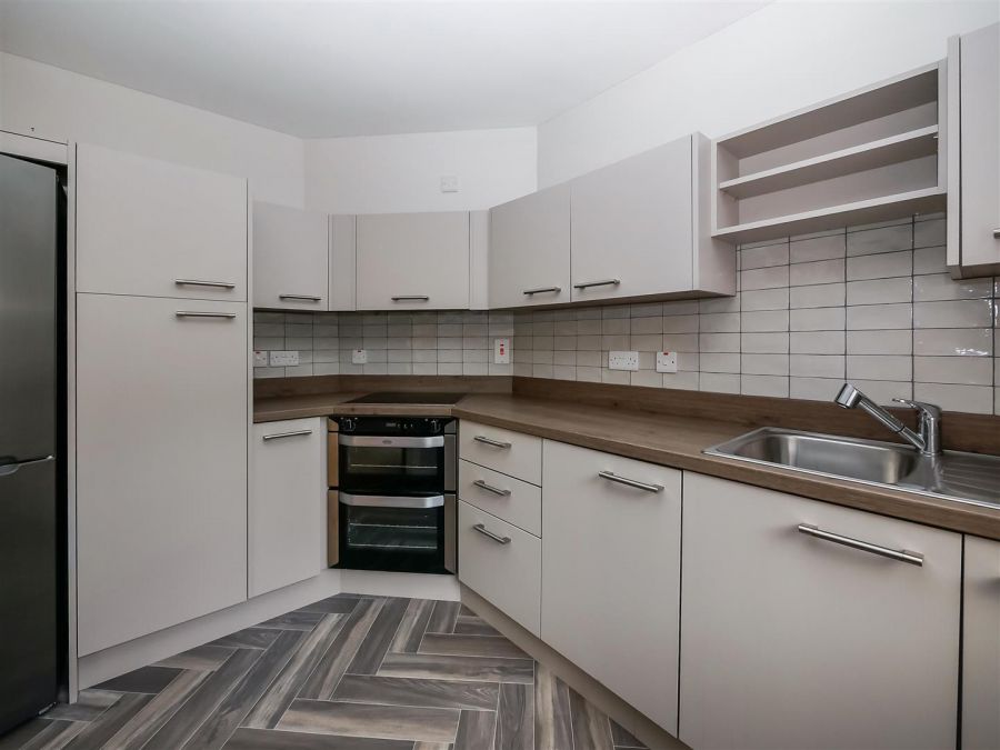 Apt 12 Queensfort Court, Saintfield Road