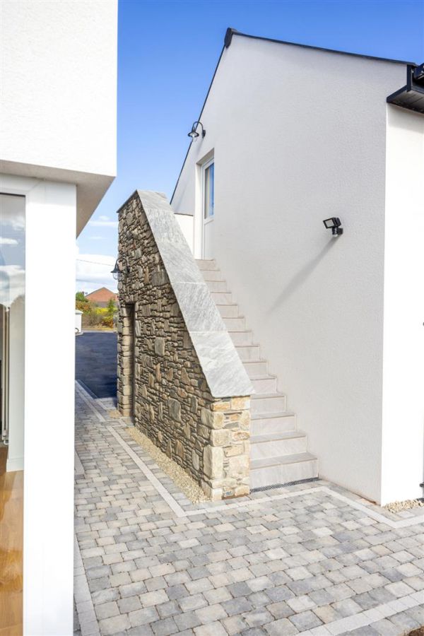 17 Ballycreely Road