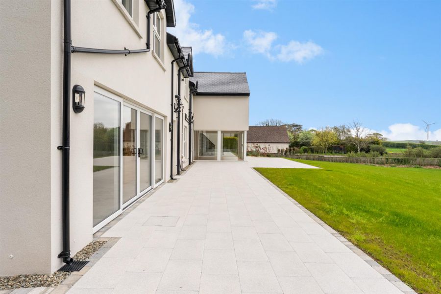 17 Ballycreely Road