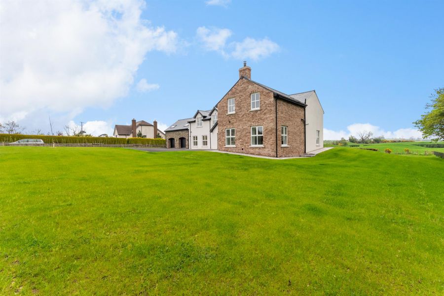 17 Ballycreely Road