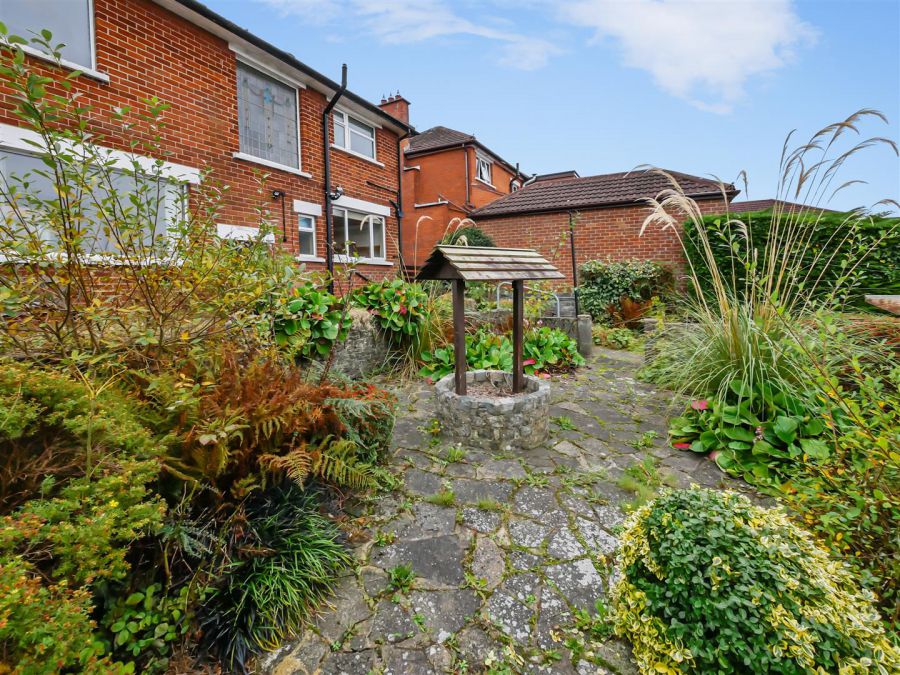 1 Beechgrove Park, Upper Knockbreda Road