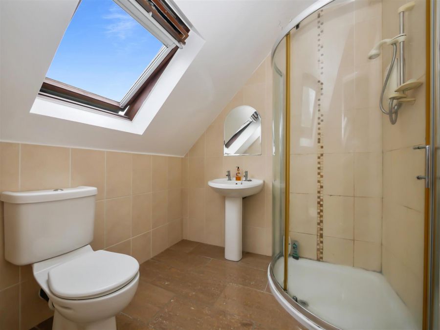 85 Baronscourt Road, Saintfield Road